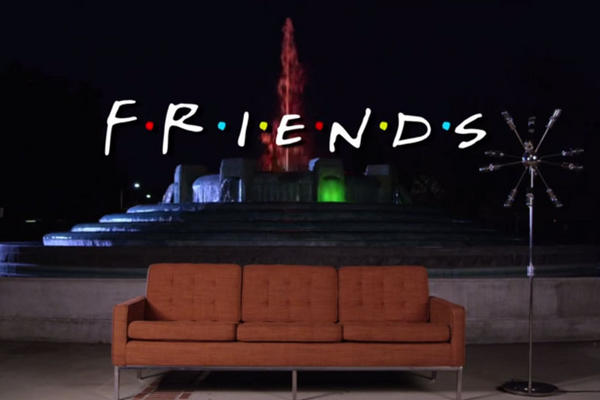 Usuarios de YouTube recrean la serie Friends. (Foto Prensa Libre: YouTube)