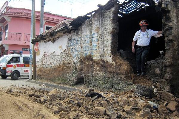 Casas Dañadas  por sismo, en Xela.