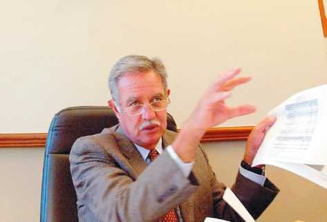 Óscar Berger está convocado a declarar  en el proceso que se celebra en Austria contra Javier Figueroa. (Foto Prensa Libre: Archivo)