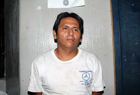 Víctor Lucas López  fue trasladado a la comisaría número 34 de la PNC de Retalhuleu.  (Foto Prensa Libre, Rolando Miranda)