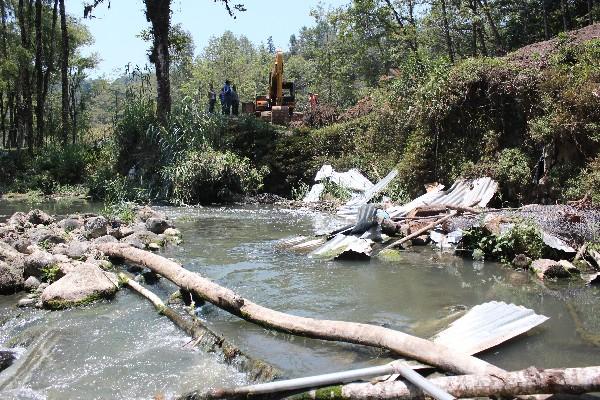 río cambalán, de  Poza Verde, Santa Cruz Barillas, Huehuetenango, donde se  construirá una hidroeléctrica.
