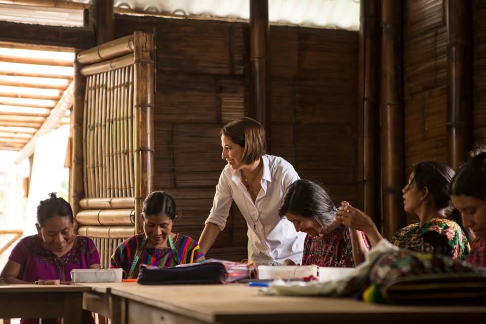 María Pacheco, representante de Kiej de los Bosques y su marca comercial Wakami ganó el tercer lugar del Chivas The Venture. (Foto Prensa Libre: Wakami)