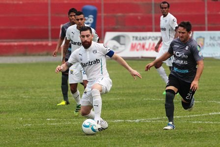 Carchá cosechó un empate 1-1 contra los cremas en el último partido disputado en casa como equipo de la Liga Nacional. (Foto Prensa Libre: Norvin Mendoza).