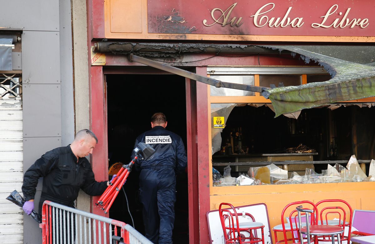 Bar "Cuba Libre", en Rouen, Francia, donde un incendio mató a 13 personas. (Foto Prensa Libre: AFP)