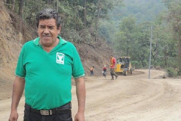 Pineda,   ex jefe edil  de San Vicente Pacaya, Escuintla.