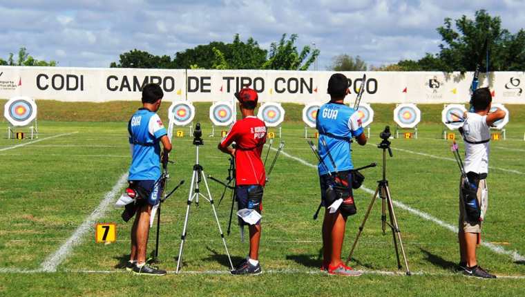 Momento de la competencia de tiro con arco, en Yucatán. (Foto Prensa Libre: Cortesía DIGEF)