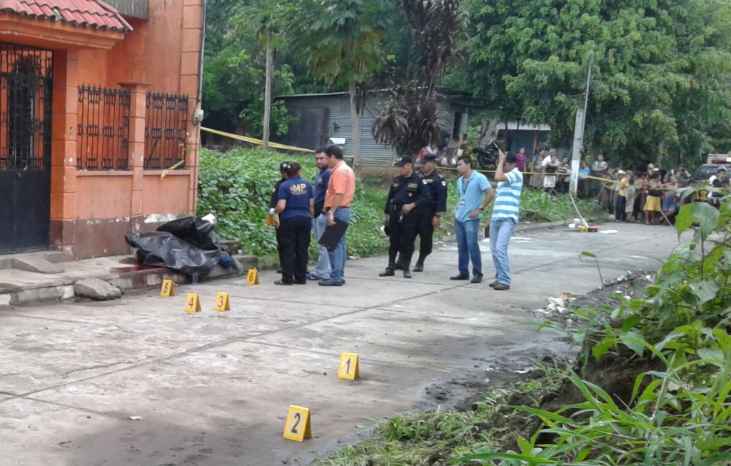 Lugar donde fue encontrado el cadáver del empresario en Santo Domingo, Suchitepéquez. (Foto Prensa Libre)