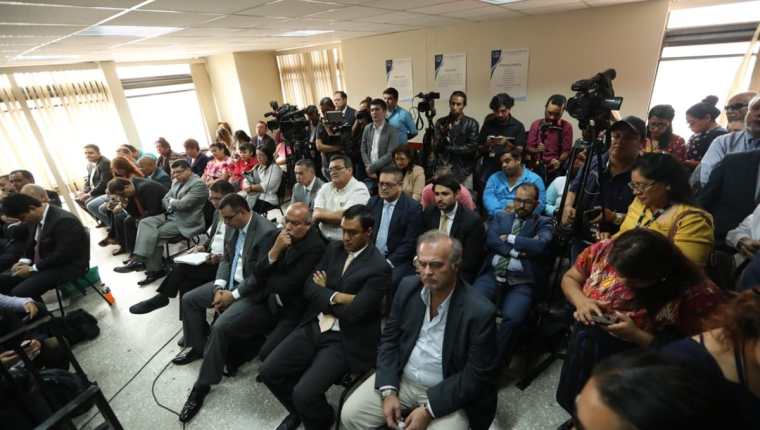 Los implicados en el caso IGSS-Pisa-Chiquimula escucharon la condena mínima y absolutoria. (Foto Prensa Libre: Esbin García)