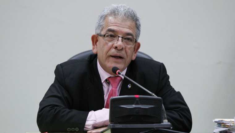 Juez Miguel Ángel Gálvez habló sobre la autorización del traslado de Pérez Molina a hospitales. (Foto Prensa Libre: Hemeroteca PL)