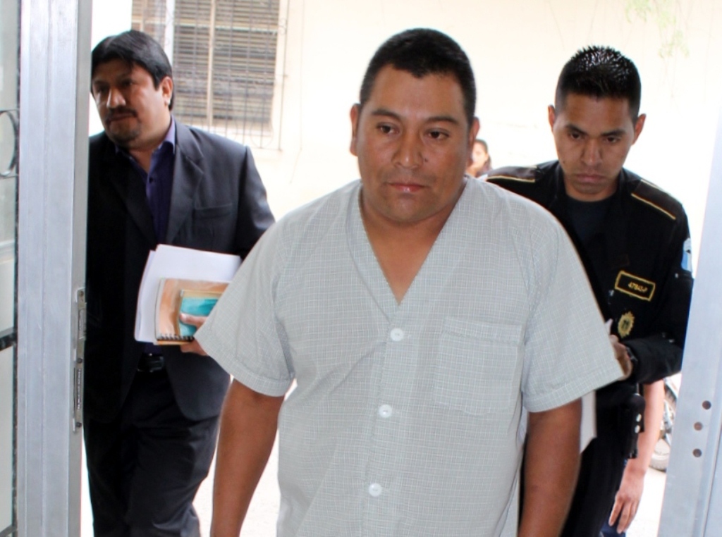 Domingo Colaj Ixcuná es sindicado de dos delitos por la muerte de siete pasajeros. (Foto Prensa Libre: Óscar Figueroa)