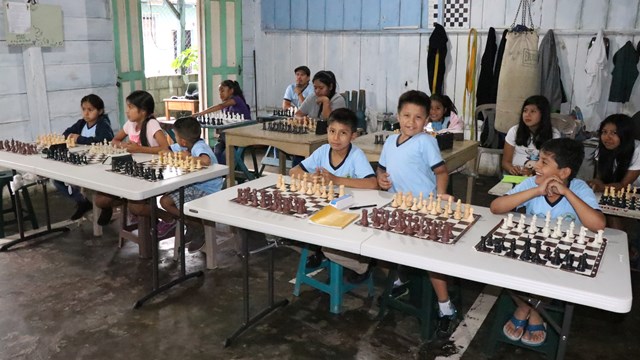 La Academia de Ajedrez en Samayac trabaja con seriedad para preparar a los futuros campeones de esta disciplina deportiva. (Foto Prensa Libre: Cristian I. Soto)