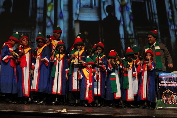 Coro Voces de Luz (Foto: Edwin Castro).<br _mce_bogus="1"/>