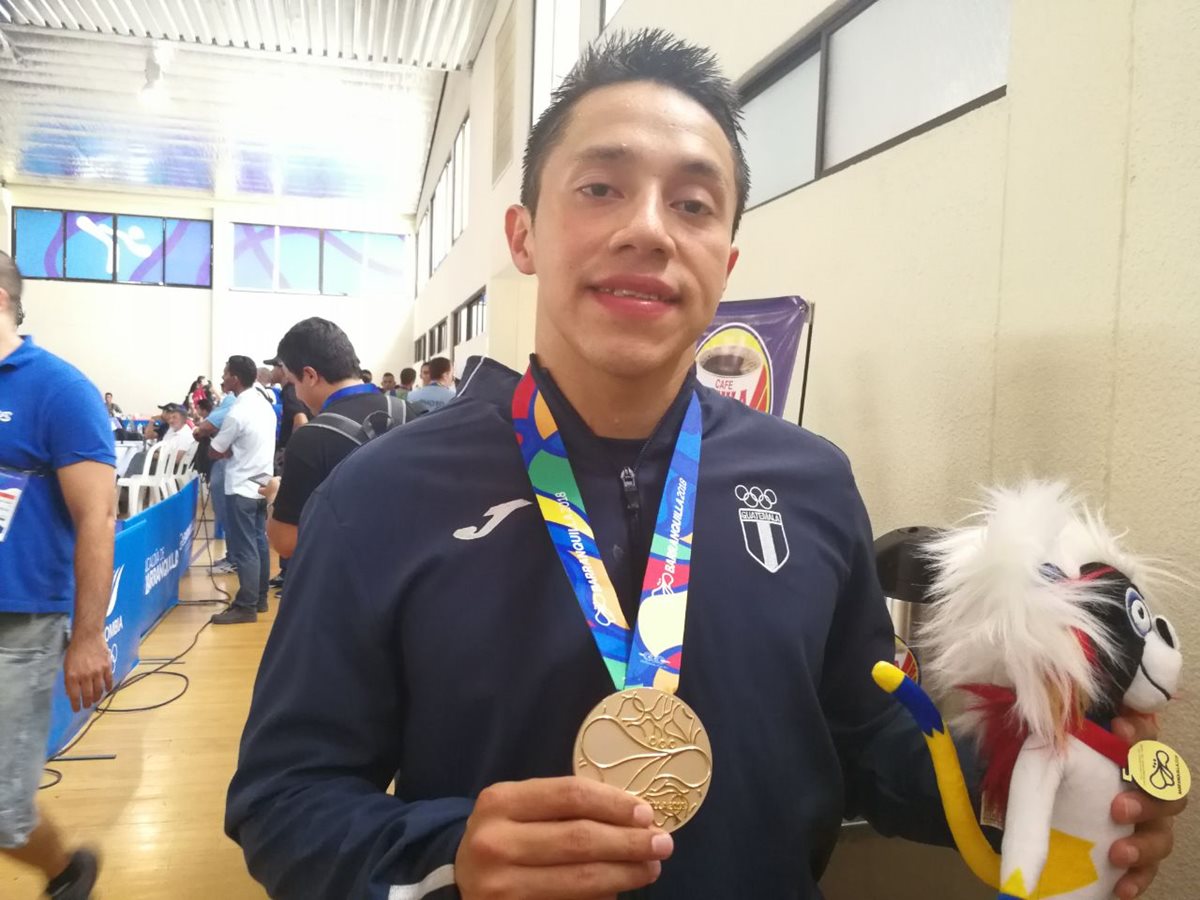 Allan Maldonado se adjudicó el oro en -75 kilogramos en los Juegos de Barranquilla. (Foto Carlos Vicente).