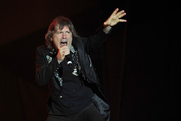 Bruce Dickinson, vocalista y líder de Iron  Maiden. (Foto: AFP)