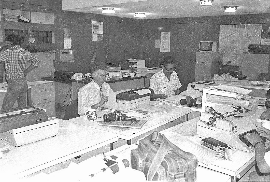 Redacción de Prensa Libre en la década de 1980. (Foto Hemeroteca PL)