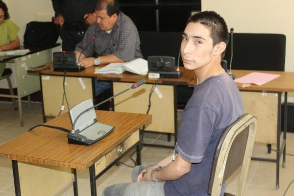 Mario Alfonso Peñate, durante la audiencia en el Tribunal de Sentencia de Cuilapa. (Foto Prensa Libre: Oswaldo Cardona)