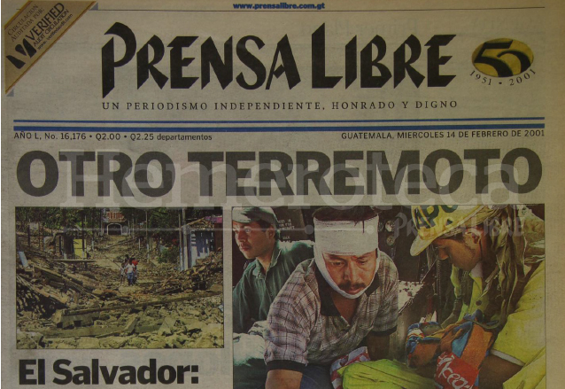 Titular de Prensa Libre del 14 de febrero de 2001 informando sobre el segundo terremoto de El Salvador. (Foto: Hemeroteca PL)