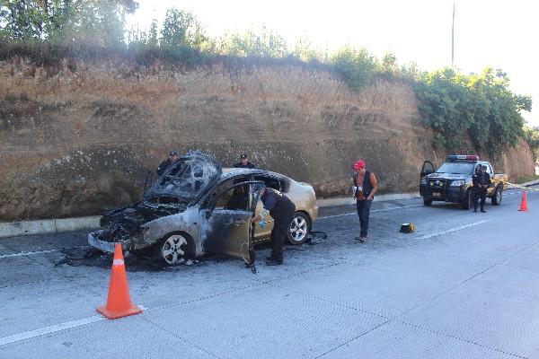 Carro  quemado, en Chimaltenango.