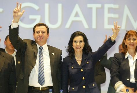 Luis  Pérez, secretario general del FRG, encabeza la lista  nacional de su partido,  mientras  Zury Ríos dijo  que no irá por la presidencia, en la asamblea celebrada en el Parque de la Industria. érick ávila