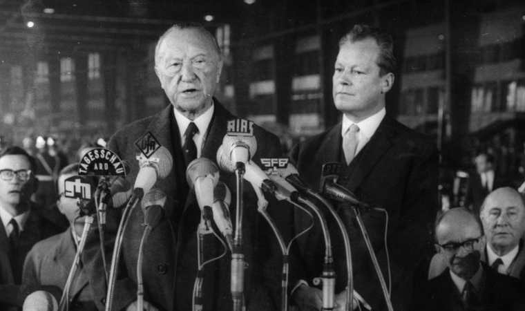El canciller de Alemania occidental, Konrad Adenauer, había sido advertido sobre la importancia que tenía Berlín occidental para el régimen comunista del Este. GETTY IMAGES