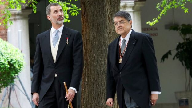 Sergio Ramírez recibió del rey Felipe VI el premio Cervantes de este año. GETTY IMAGES