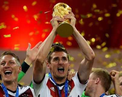 Miroslav Klose será el encargado de presentar la Copa del Mundo en el sorteo de Rusia 2018