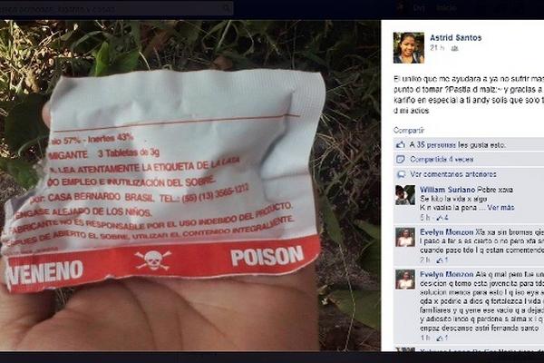 Bolsa que contenía el insecticida que ingirió Astrid Fernanda Santos, y el mensaje que dejó en Facebook. (Foto Prensa Libre: Alexánder Coyoy) 