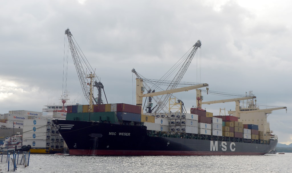 La acumulación de contenedores era evidente esta semana en los puertos. (Foto Prensa Libre: Dony Stewart)