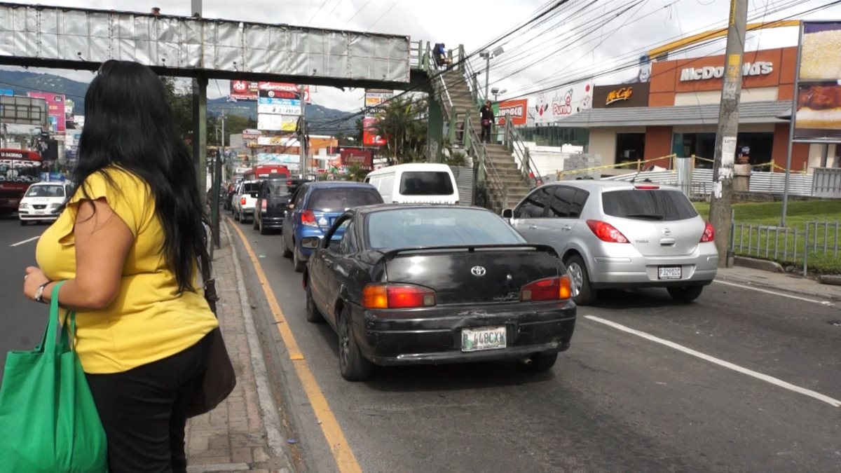 ¿Cuánto estrés puede acumular una persona en el tráfico? (Foto Prensa Libre: Gabriela López)