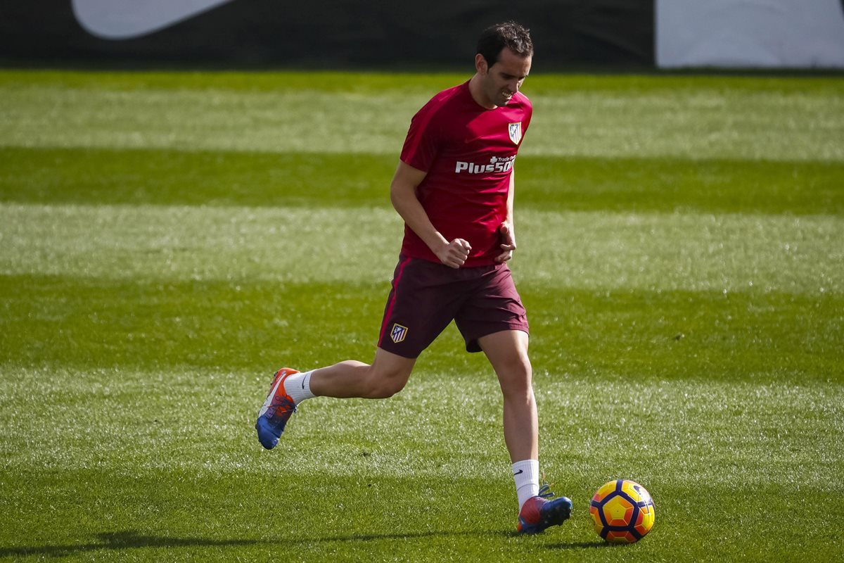 Diego Godín sueña con ganar la Champions con el Atlético de Madrid. (Foto Prensa Libre: EFE)