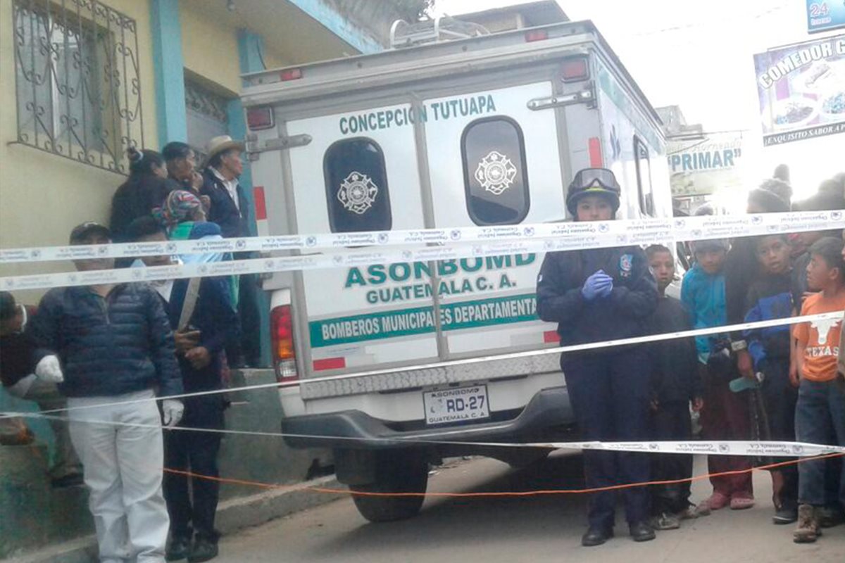 Lugar donde murió arrollado Hamilton Pérez Díaz. (Foto Prensa Libre: Whitmer Barrera).