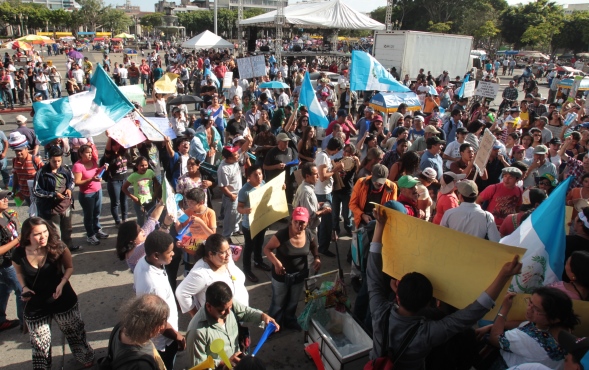 El 2015 se caracterizó por las múltiples protestas ciudadanas en contra de la corrupción e impunidad. (Foto Prensa Libre: Hemeroteca PL)