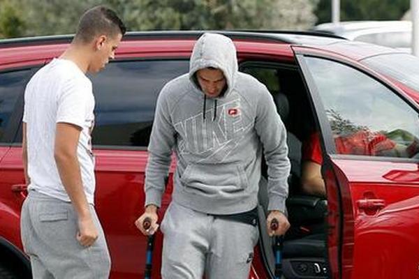 Jesé Rodríguez antes de la operación de este jueves en Alemania. (Foto Prensa Libre: cortesía Real Madrid)