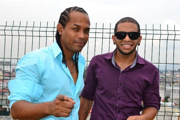 Niko King  y Soniko fusionan  ritmos. (Foto Prensa Libre: Ángel Elías)