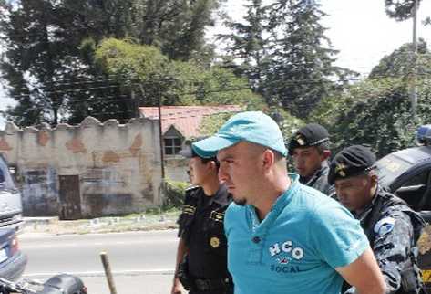 Policía captura a  Francisco Castillo Villatoro.