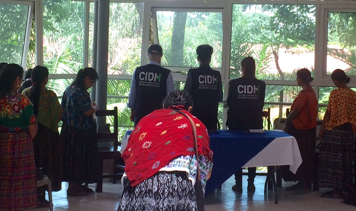 Comisionados de la CIDH conocieron las demandas sociales en varios departamentos. (Foto Prensa Libre: CIDH)