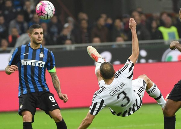Juventus y el Inter de Milan tuvieron un cerado duelo, al final el resultado terminó 0-0.(Foto Prensa Libre: AFP)