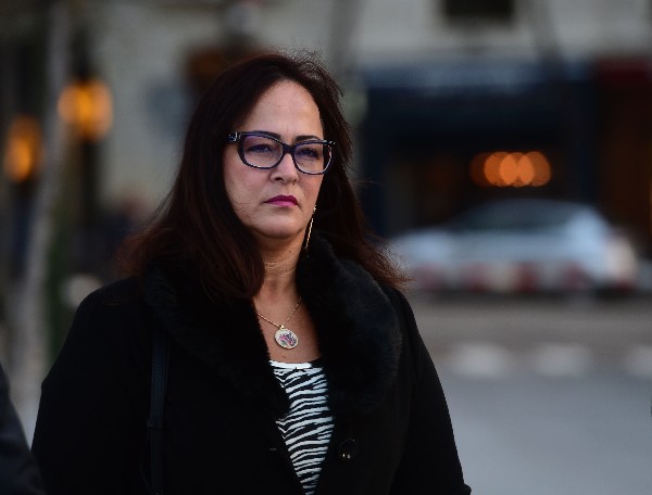 Nadine Gonalves Da Silva dijo no conocer detalles del traspaso de su hijo al Barcelona. (Foto Prensa Libre: AFP)