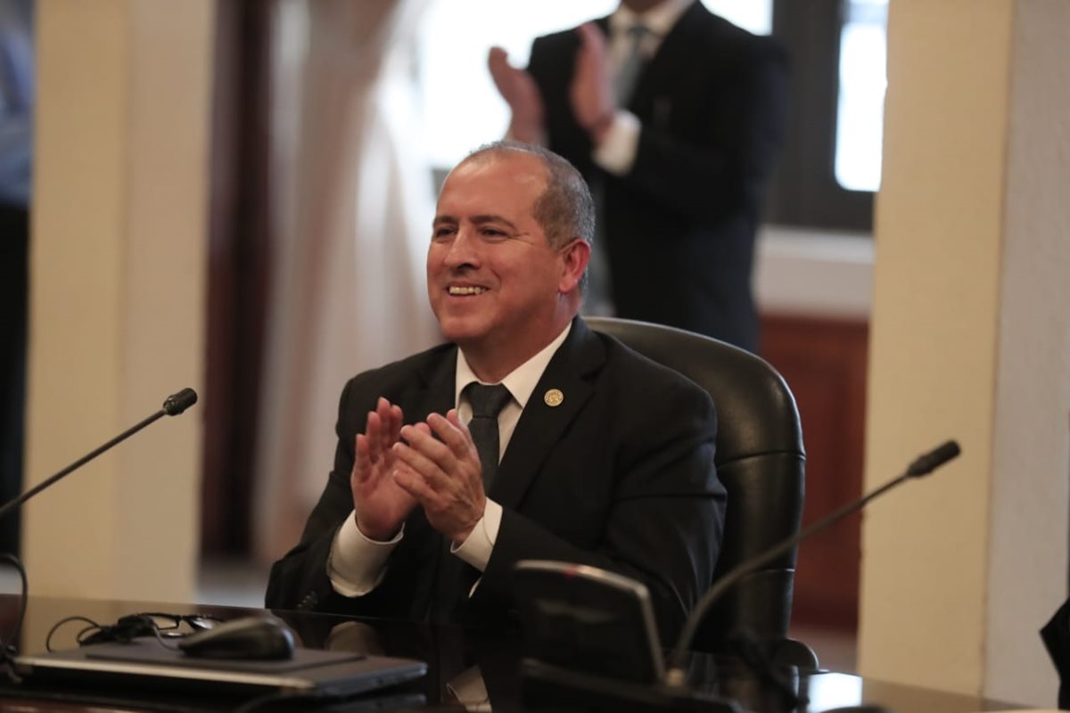 Nester Mauricio Vásquez Pimentel fue elegido como nuevo presidente de la Corte Suprema de Justicia. (Foto Prensa Libre: Juan Diego González)