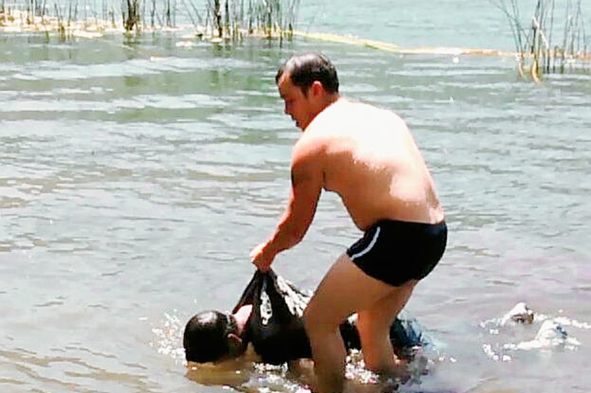 Hombre se ahoga en Lago de Atitlán