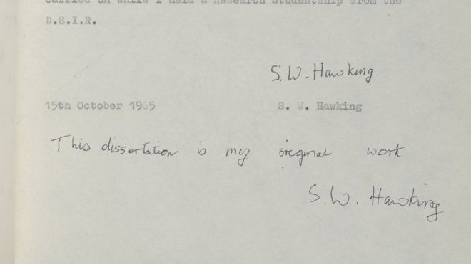 Varias notas hechas a mano por Stephen Hawking se pueden ver en el documento. (CAMBRIDGE UNIVERSITY/STEPHEN HAWKING)