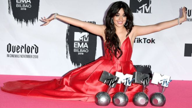 Camila Cabello en una reciente entrega de premios de MTV en Bilbao, España. GETTY IMAGES