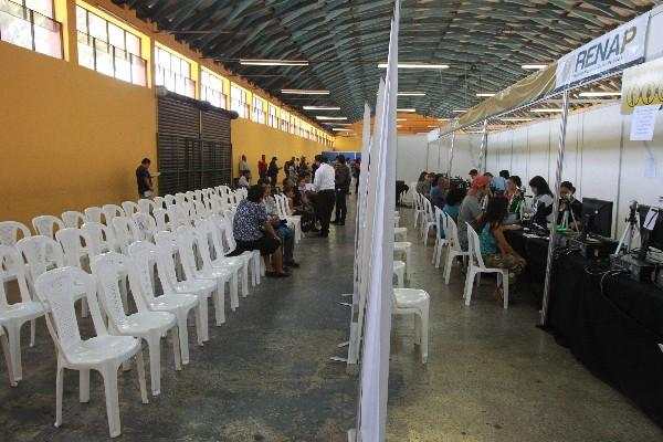 La merma de personas se evidenció ayer durante una visita a la sede del Renap, en el Parque de la Industria.