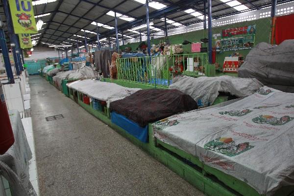 El mercado La Reformita, zona 12, al igual que otros 30, permaneció ayer cerrado.