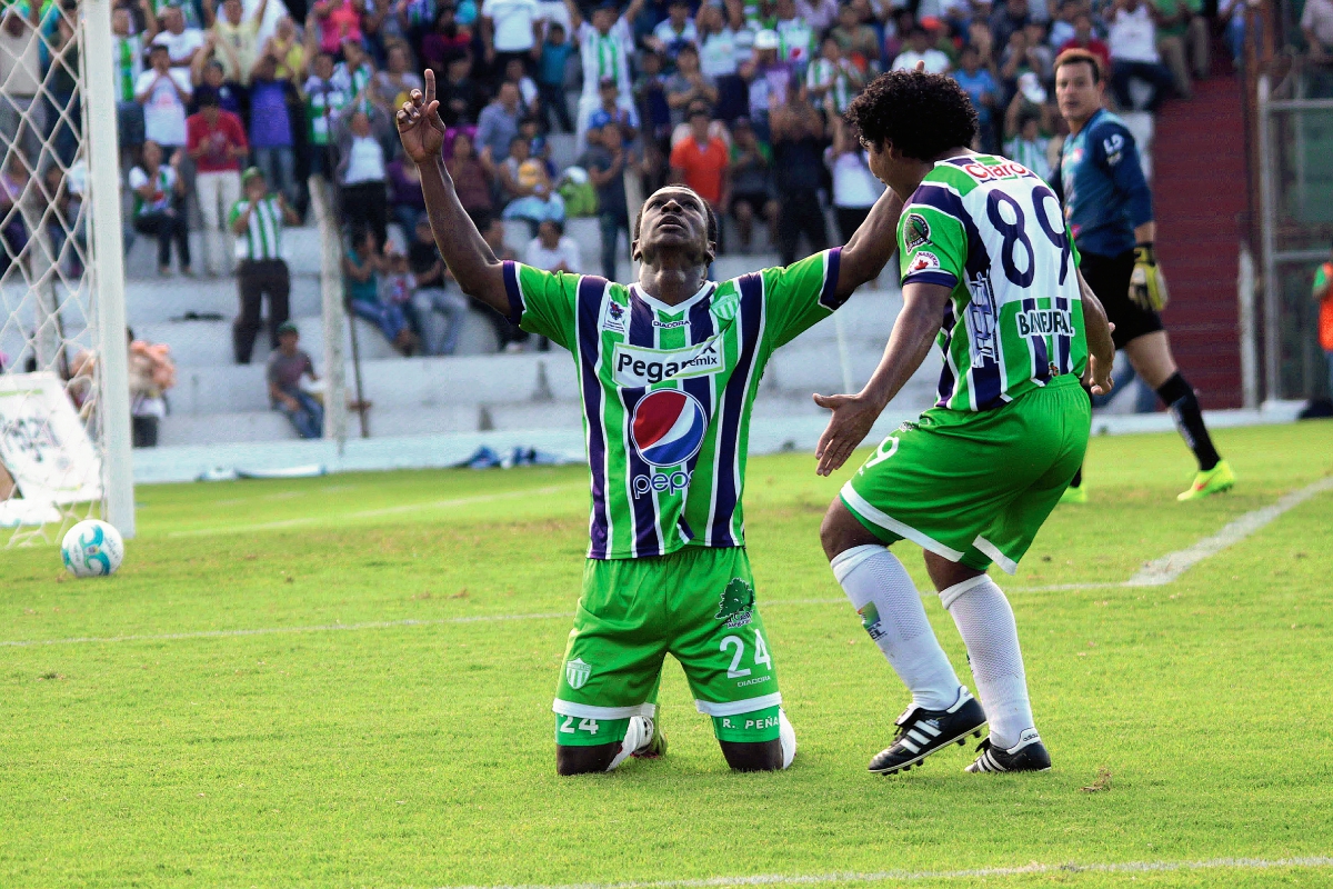 Antigua GFC derrota 2-0 a Suchitepéquez. (Foto Prensa Libre: Norvin Mendoza)