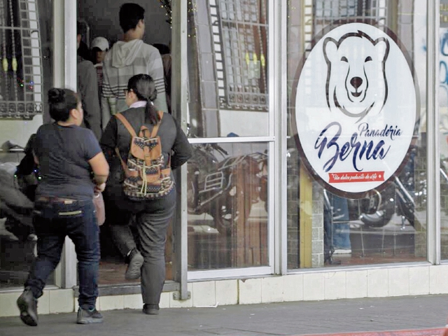 La panadería Berna, por la que se generó polémica el martes, les fue programada una audiencia en marzo. (Foto Prensa Libre: Carlos Hernández)