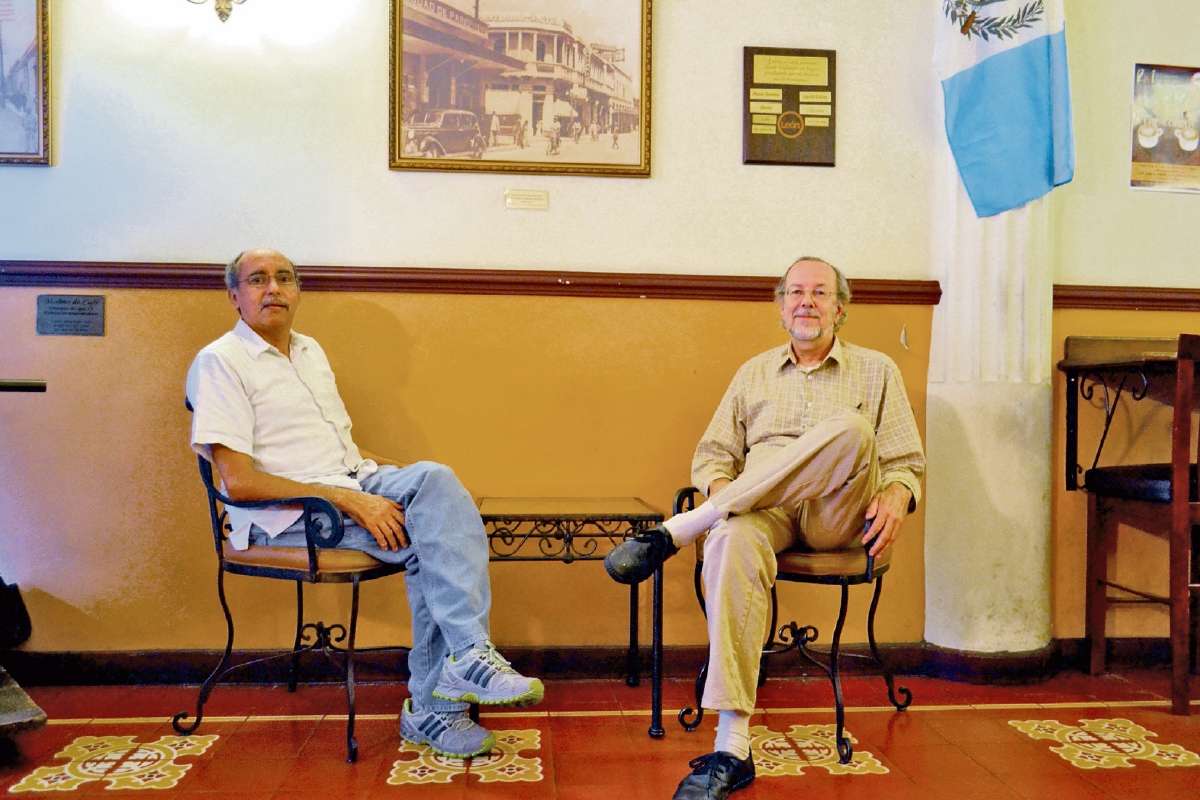 Igor de Gandarias y Guillermo Escalón han trabajado juntos en proyectos audiovisuales desde 1982. (Foto Prensa Libre: Ángel Elías)