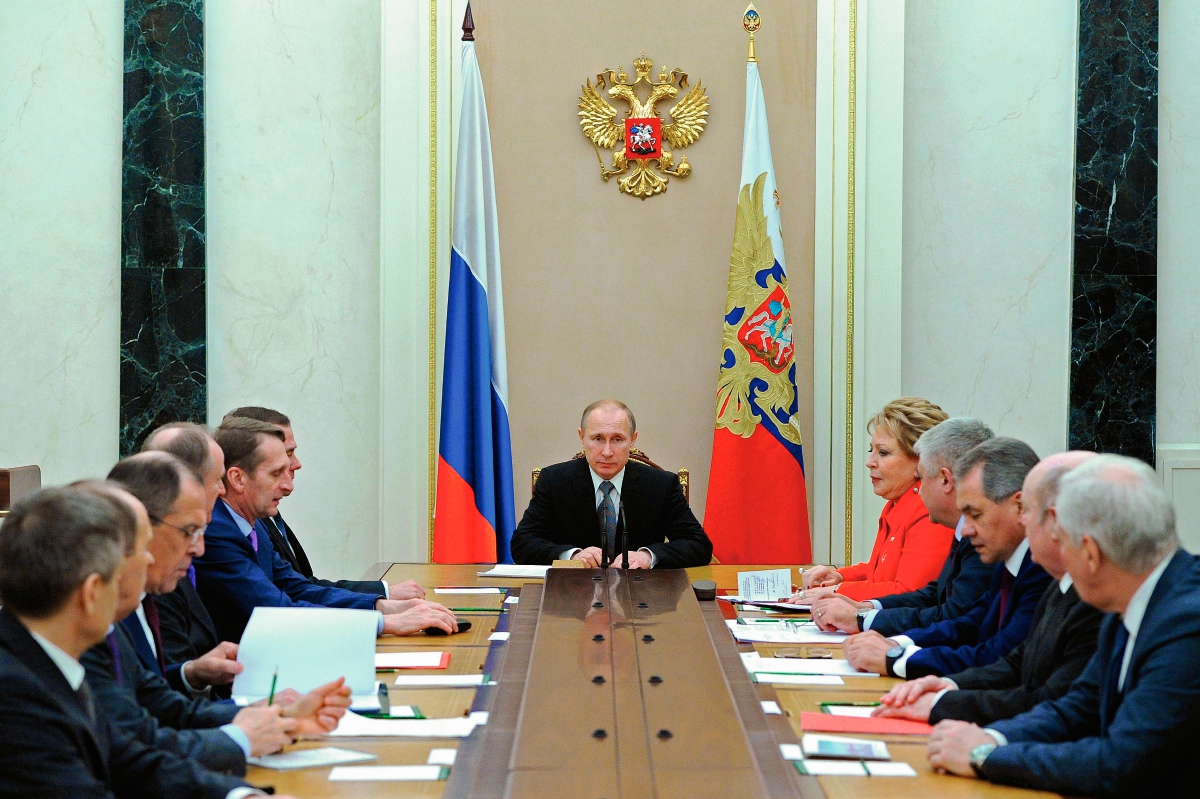El presidente Vladimir Putin redujo en 10% su salario debido a la crisis económica. (Foto Prensa Libre: AP)
