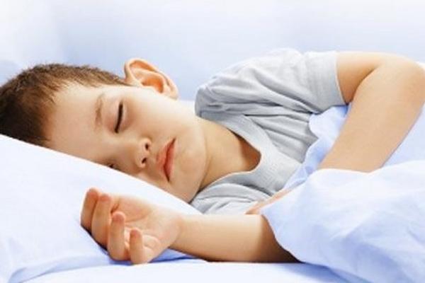 Cuando el niño duerme bien tiene mejor rendimiento en el aprendizaje y tiene mejores defensas