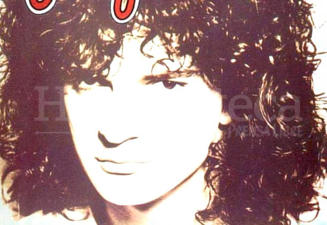 Detalle de la portada del álbum de Arjona "Animal Nocturno" lanzado en 1993. (Foto: Hemeroteca PL)